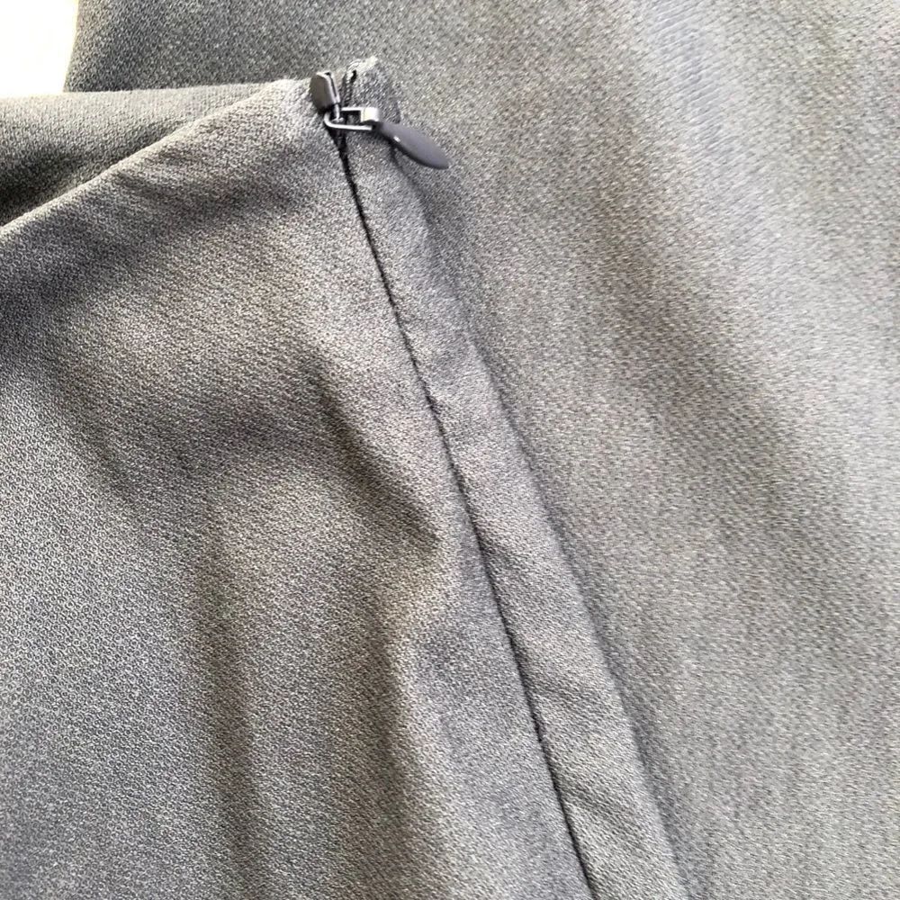 NEW ✨ Jarbo Collection Cropped Slit Stretch - Picture 6 of 9